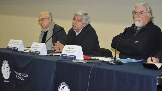 Rector UCSH: Preocupa improvisación de algunas propuestas