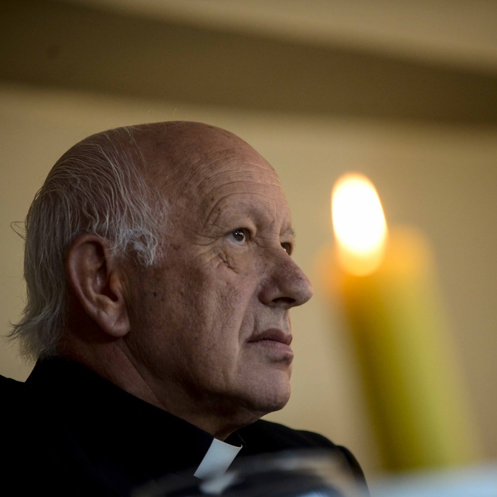 Ezzati: No costaba nada que unos cuantos camiones pasaran por Santiago