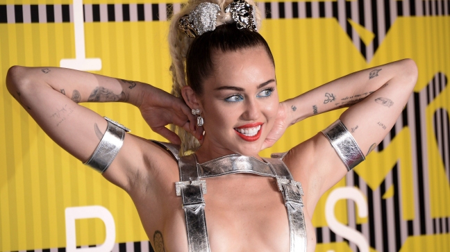  Kanye West y Miley Cyrus marcan los MTV Video Music Awards  