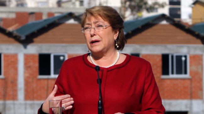 Bachelet en su visita a Los Lagos: 