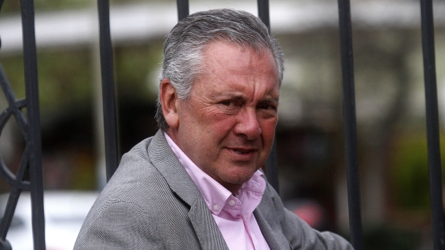 Pedro Sabat oficializa su renuncia a la alcaldía de Ñuñoa