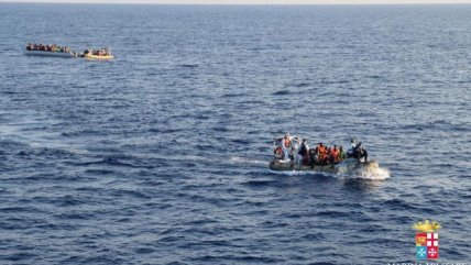 Marina italiana rescató a 118 migrantes en el Mediterráneo