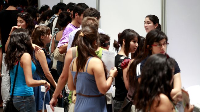 Experta: Principal causa de deserción en el primer año son temas vocacionales