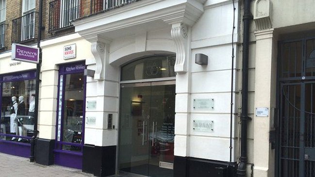 Londres: Clínica reveló por error nombres de 780 pacientes con sida