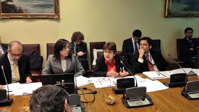 Avanza en el Congreso el proyecto que elimina cotización de salud a jubilados