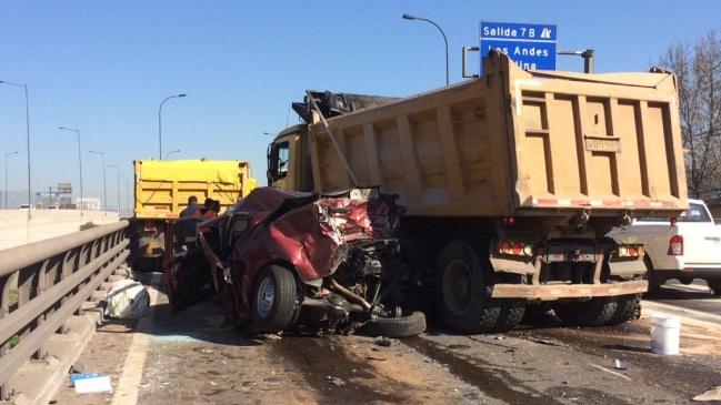 Colisión múltiple se registró en Vespucio Norte