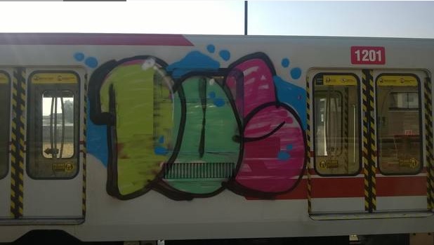 Metro: Se han registrado 46 rayados en carros durante 2015