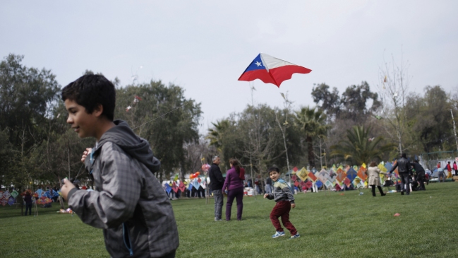 Unos 300 mil vehículos saldrán de Santiago en Fiestas Patrias