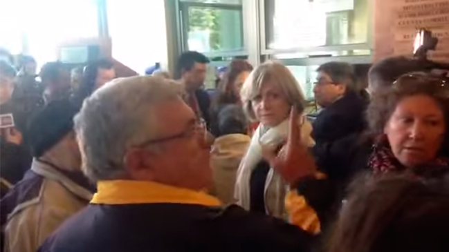 Comuneros mapuche increparon a Evelyn Matthei en La Araucanía