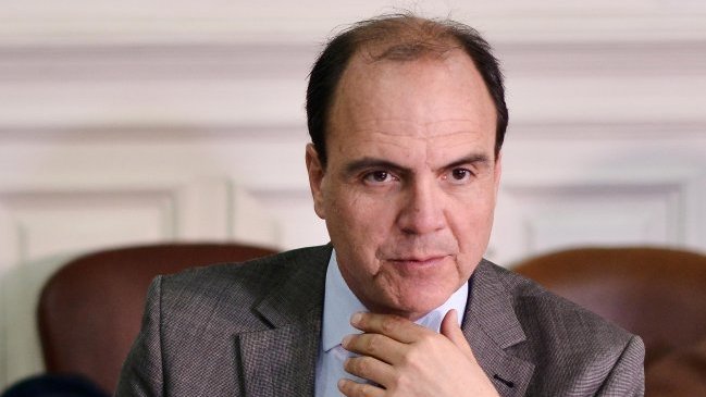 Oposición solicitó una protesta formal del Gobierno por detención de Felipe Kast