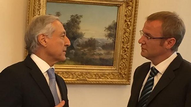 Felipe Kast se reunió con canciller Muñoz tras detención