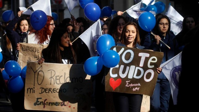 Enfermeras de Coquimbo se movilizaron para exigir mejoras salariales