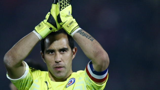 ¿Cuánto afecta la lesión de Bravo a un mes de las clasificatorias?