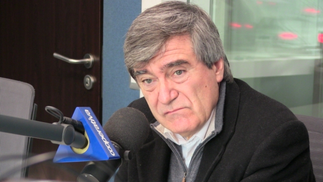 Escalona: Ataques a Presidenta Bachelet afectan la estabilidad institucional del país