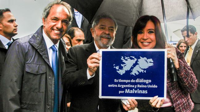 Lula se sumó a campaña para pedir diálogo por Malvinas en foto con Fernández