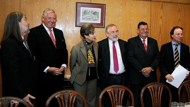 Bancada PS y presidente de Sofofa analizaron propuestas de Reforma Laboral