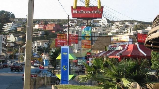 Delincuentes asaltaron local de McDonald's de Reñaca