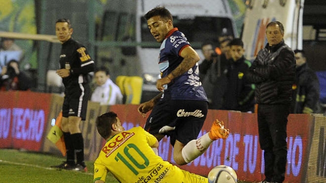 Matías Campos Toro fue titular en caída de Arsenal ante Defensa y Justicia en Argentina