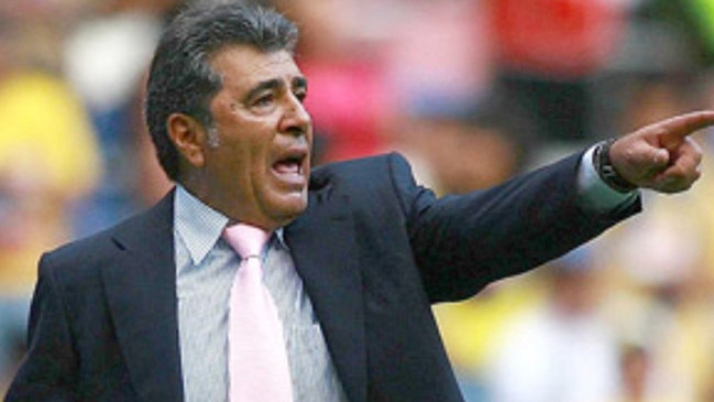 Carlos Reinoso: Si Fernando Meneses tiene esa actitud, no juega más