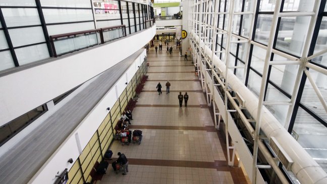Aeropuerto confirmó que vuelos cancelados comenzarán a despegar esta madrugada