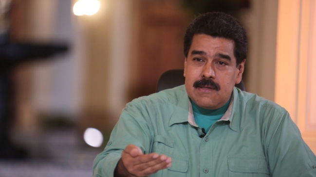 Maduro responde a críticas: 