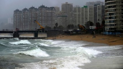 SHOA informó el horario estimado de arribo de las olas en el borde costero