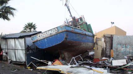 Olas del tsunami llegaron a casi ocho metros en Coquimbo