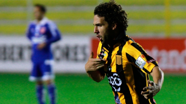 Zaguero brasileño Fernando Martelli se nacionalizó para jugar por Bolivia