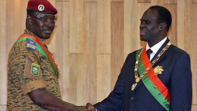 Presidente de la transición de Burkina Faso será restituido en el poder