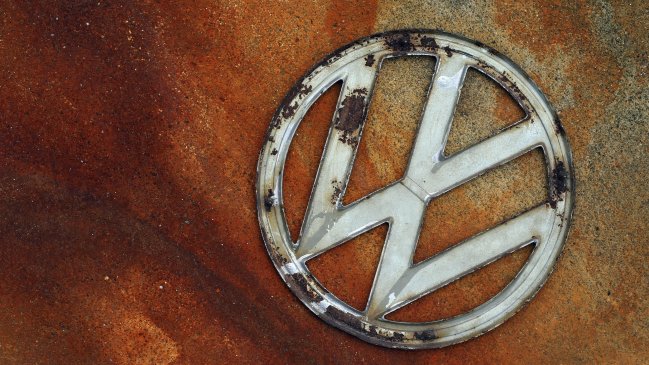 Presidente de Volkswagen presentó su renuncia tras reconocer irregularidades