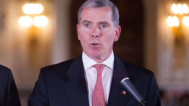 Gobierno ratificó a Felipe Bulnes como agente ante La Haya