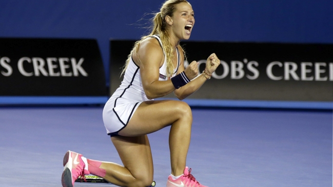 Dominika Cibulkova eliminó a Ana Ivanovic en el WTA de Tokio