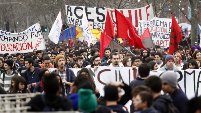 Confech aplazó movilización nacional al 15 de octubre