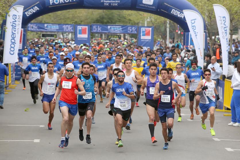 Miles de deportistas corrieron en apoyo del Hogar de Cristo