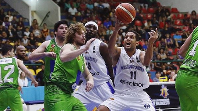 Deportes Castro se inclinó en su estreno en la Liga Sudamericana