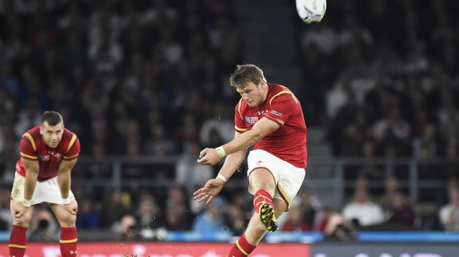 Gales dio un importante paso en el Mundial de Inglaterra