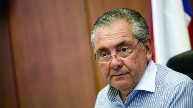 Campaña y no salud: La razón de la renuncia de Sabat a alcaldía de Ñuñoa