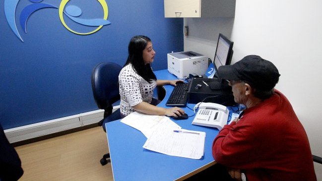 Acuerdo de Unión Civil: Convivientes podrán ser carga en Fonasa e Isapres