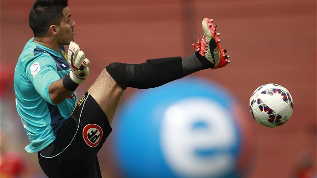 Nery Veloso debe ser operado y estará al menos un mes fuera de las canchas