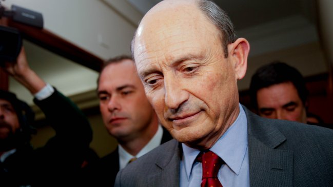 Delincuentes protagonizaron robo en vivienda de Juan Emilio Cheyre