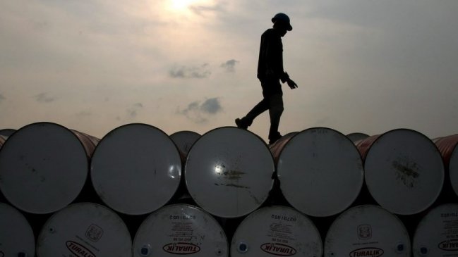 Por qué Estados Unidos guarda 700 millones de barriles de petróleo bajo tierra