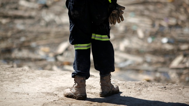 Furgón utilitario cayó a río Iñaque en Región de Los Ríos