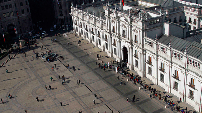 Principales reformas del Gobierno tienen más del 50% de rechazo, según Adimark