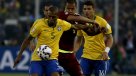 Fernandinho: Sería bueno estrenarnos con una victoria en casa de Chile