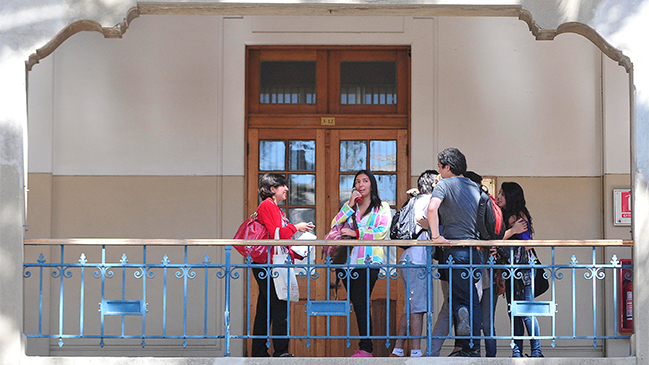 Universidad Católica de Valparaíso pone en duda plegarse a la gratuidad en 2016