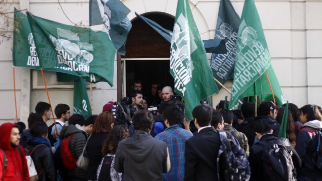 Servel realizó 10 reparos a inscripción de Revolución Democrática como partido político