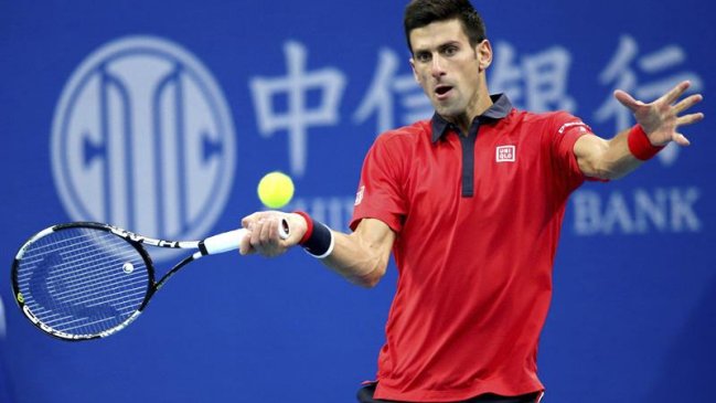 Novak Djokovic avanzó con facilidad a los cuartos de final del ATP de Beijing