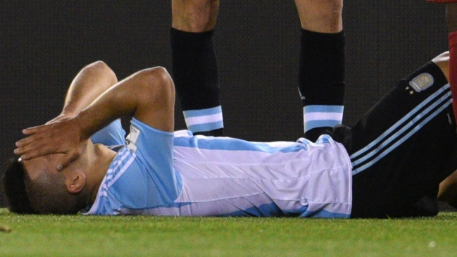 Sergio Agüero aseguró que estará cerca de un mes de baja por lesión