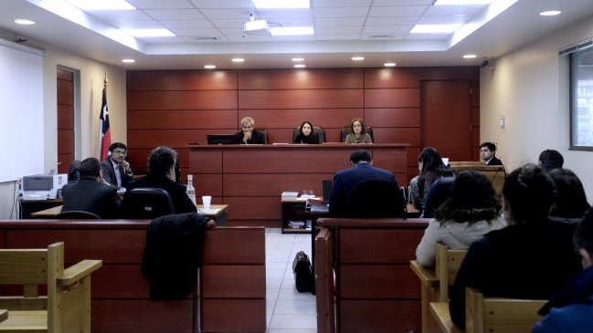 Talca: Hombre deberá pasar 10 años en prisión por quemar su casa y dañar otras tres