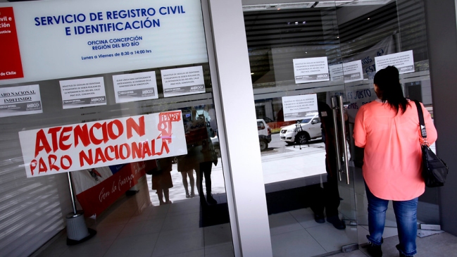 Trabajadores del Registro Civil acusaron amedrentamiento desde el Gobierno